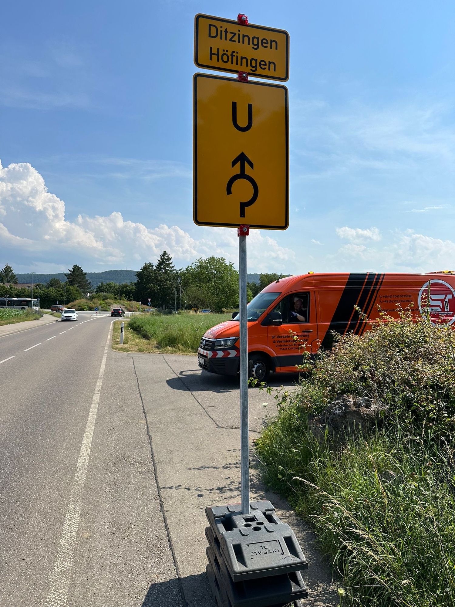 Umleitung zwischen Ditzingen und Höfingen bei Stuttgart
